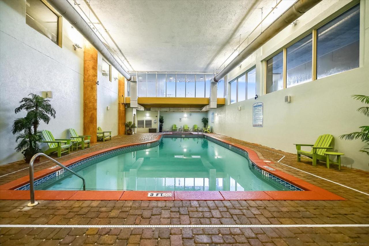 Shores Of Panama 726 - 1bdbunks, Sleeps 6, Sunset View! Reserved Parking Space! Free Fun!