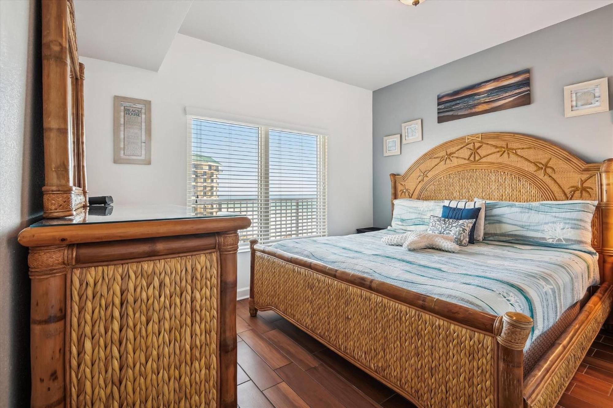 Shores Of Panama 726 - 1bdbunks, Sleeps 6, Sunset View! Reserved Parking Space! Free Fun! Apartment Panama City Beach