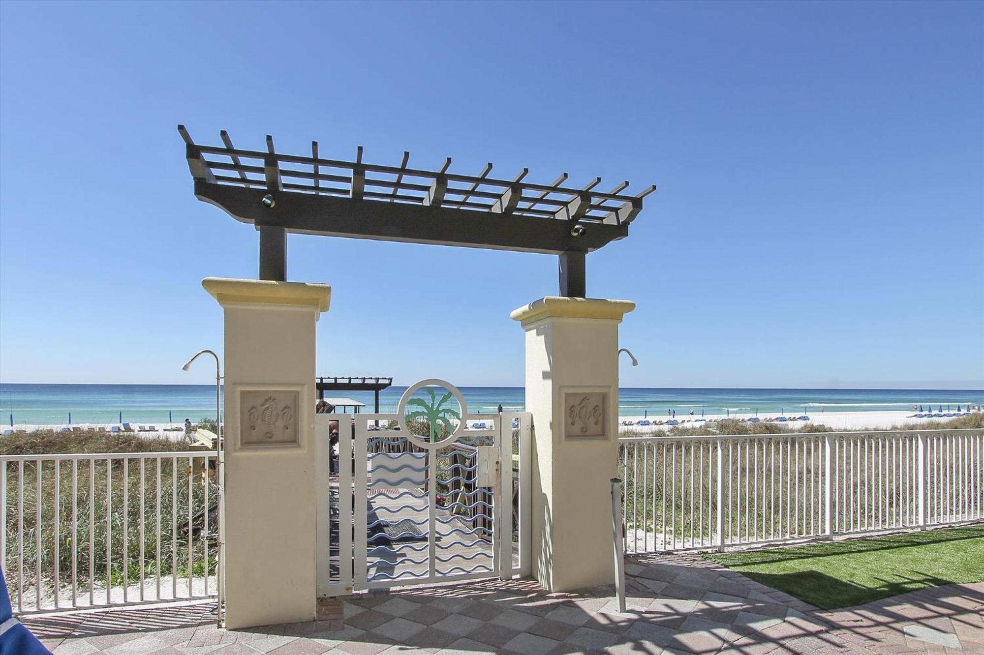Shores Of Panama 726 - 1bdbunks, Sleeps 6, Sunset View! Reserved Parking Space! Free Fun! * Panama City Beach