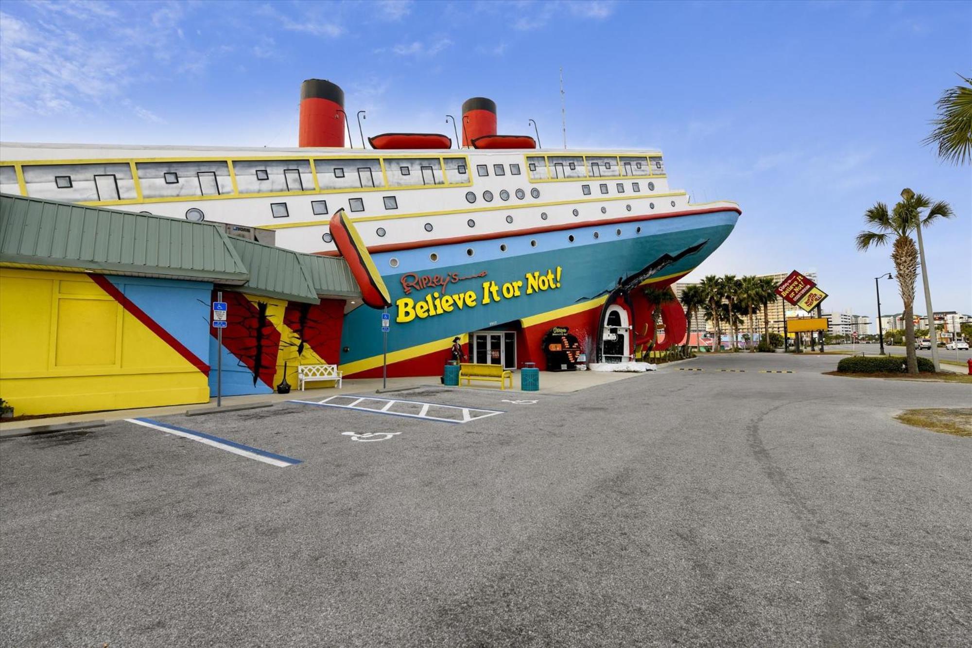 Shores Of Panama 726 - 1bdbunks, Sleeps 6, Sunset View! Reserved Parking Space! Free Fun! * Panama City Beach